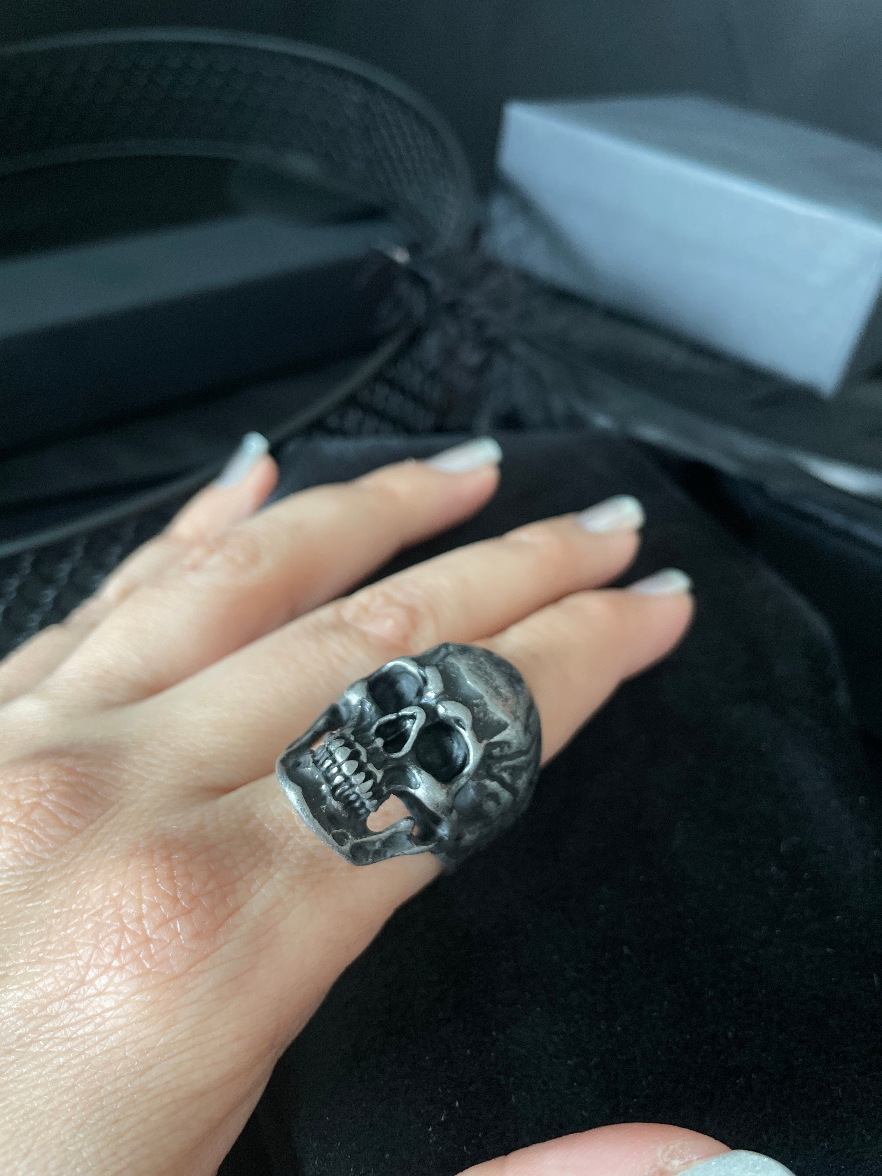 skull ring