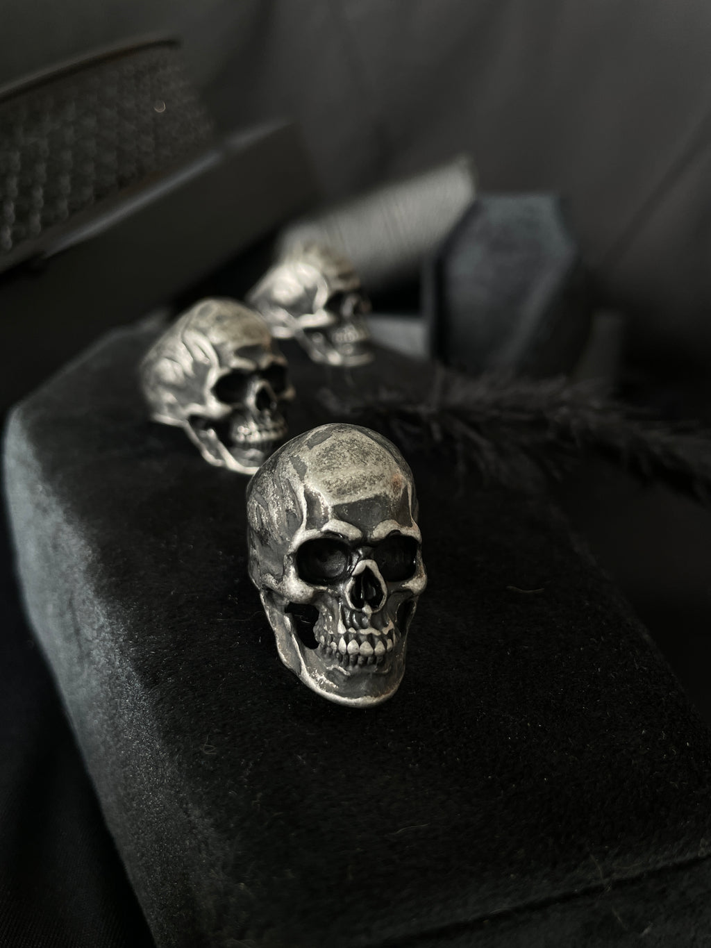 skull ring