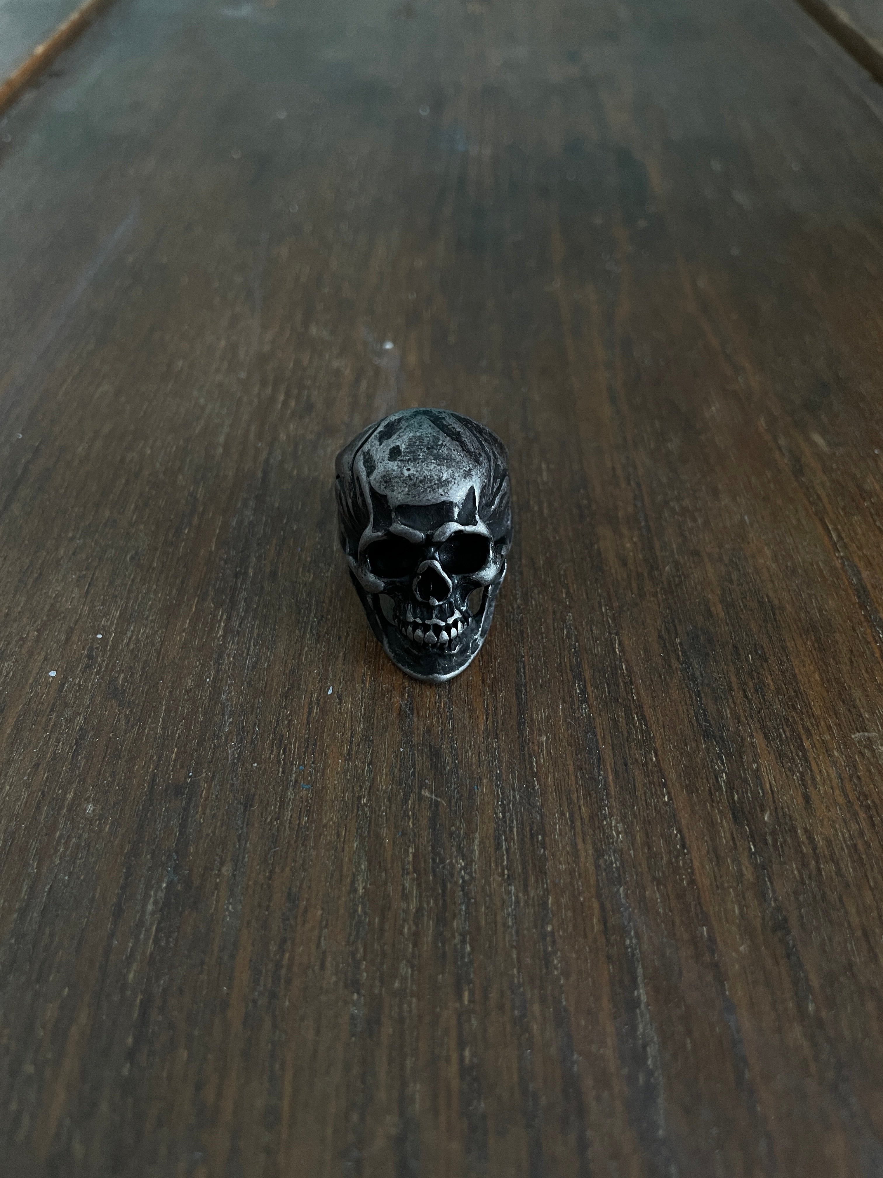 skull ring